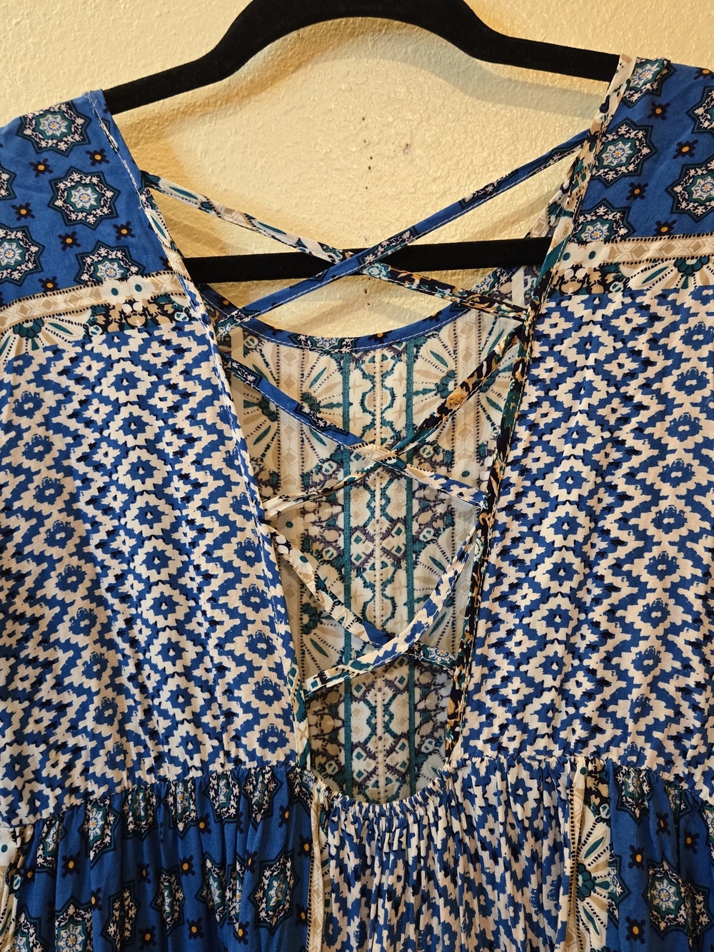 Umgee Mixed Print Blue Peasant Bohemian Tunic Dress with Crisscross Back Size S - Picture 9 of 14
